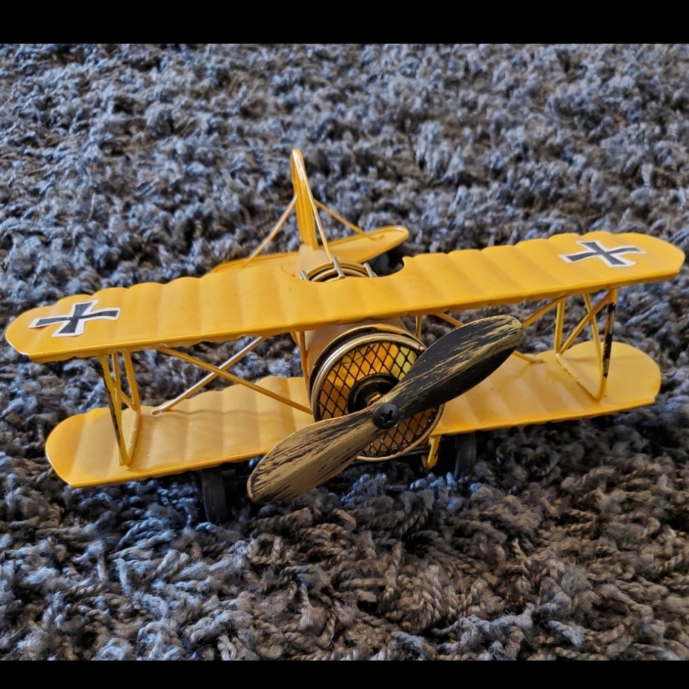 Vintage Model Biplane - Picture 4 of 6